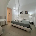 Frühstückspension Elamar 3*