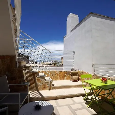 Elamar Bed and breakfast 3*